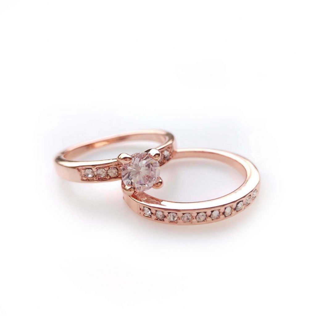 Anime Gemelle Oro Rosa