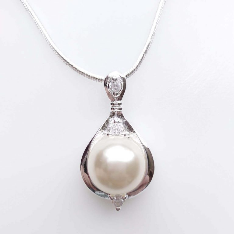Collana Perla Romantica